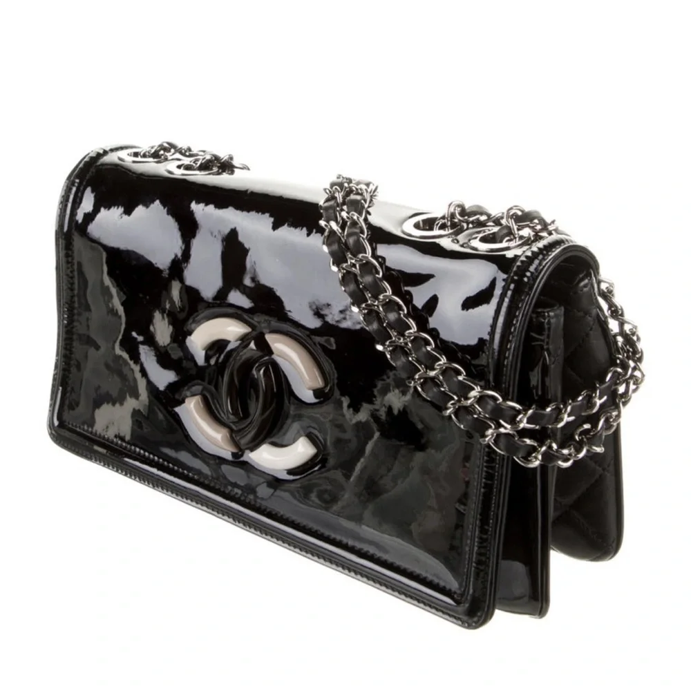 Chanel Flap Bag; Crossbody / Shoulder